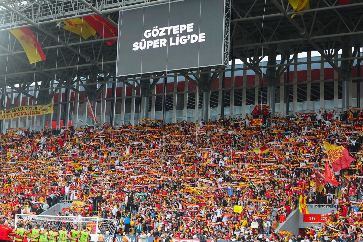 Sarın güneş gibi olsun💛❤️ #Göztepe #EfsaneGeriDöndü