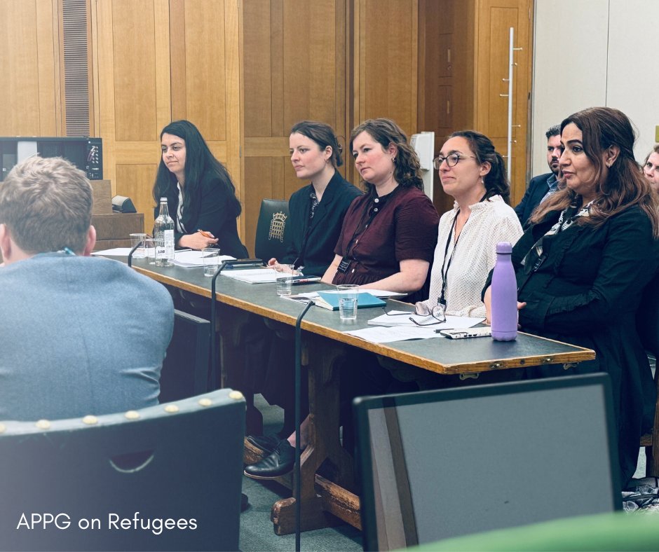 Today, the APPG held the first session of our inquiry into safe routes. Many thanks to panellists from @refugeecouncil, @safepassageuk, @UNHCRUK, @BritishRedCross and @RESCUE_UK for sharing valuable insights. The APPG will hear from refugees next week before reporting in June.