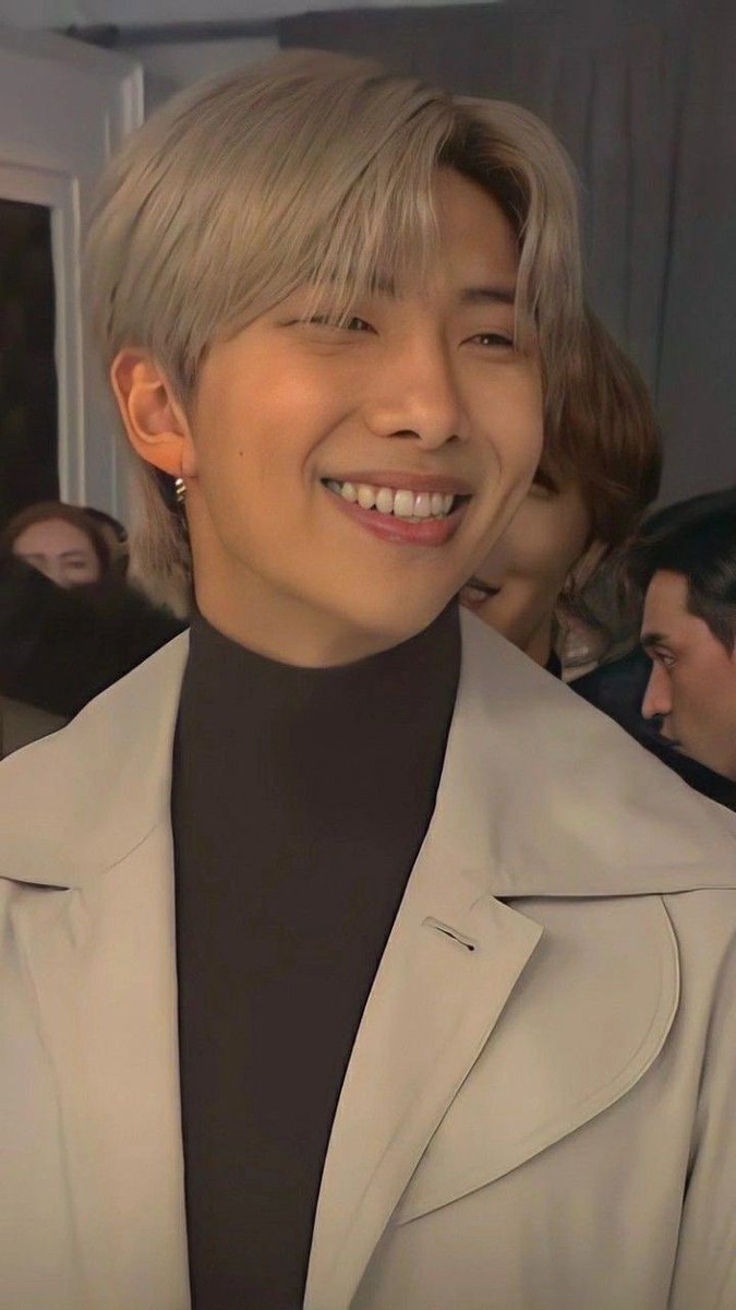 Fahima3095's tweet image. Keep streaming army's
#TeamDimples
#ComebacktomebyRM