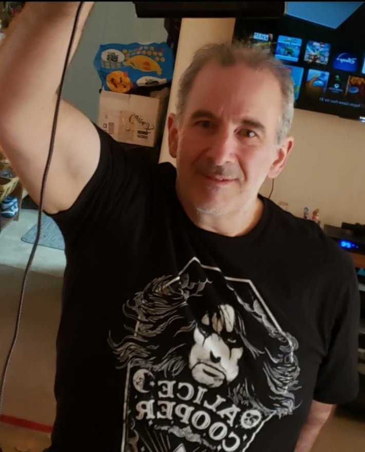 PriveGeorge tweet picture