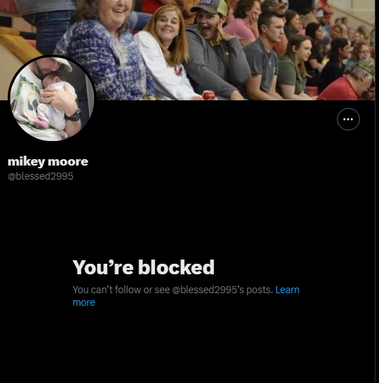 Cozmecatic2's tweet photo. @blessed2995 @ArenaBreakoutPC silly scammer 🥺 https://t.co/5X5JhYhKIi