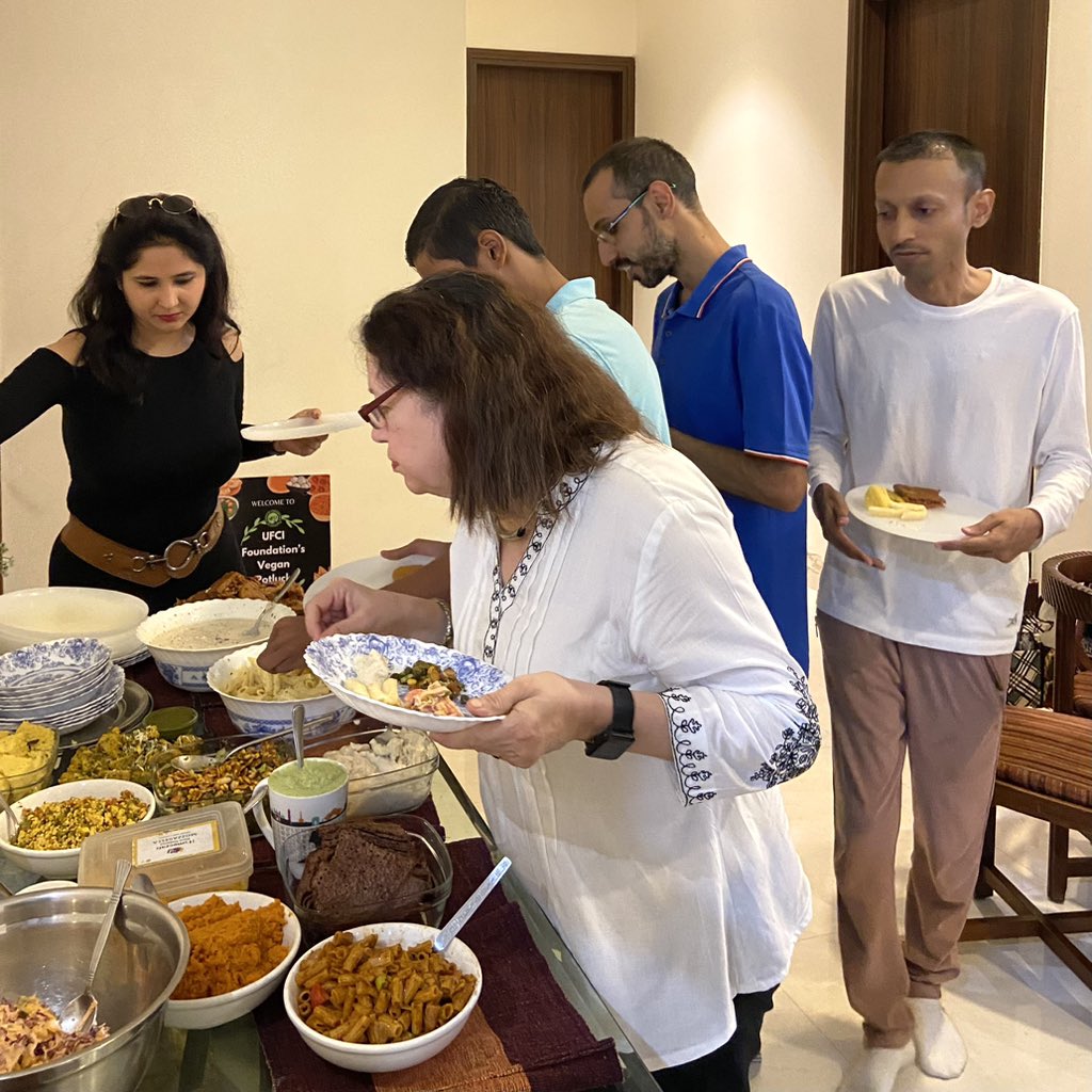 ufci_foundation's tweet photo. We express our gratitude to the amazing host, Shilpa Gupta and 20 fantastic participants for bringing such a diverse array of food options. (2/3) https://t.co/pkz5E7QKSv