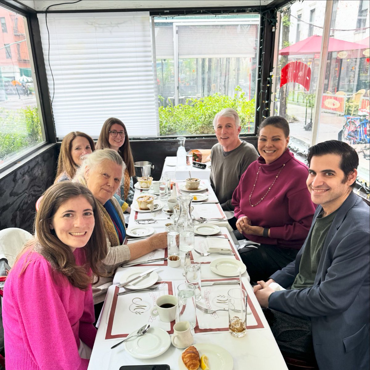 We had the most wonderful Mother’s Day at @mannysbistrony yesterday — we loved celebrating everyone who came to visit! Always marvelous to see you, dear @sarasidnerCNN … cheers to you and your loved ones! 💐❤️✨ #mannysbistro #mothersday #nyc #newyork #newyorkcity #sarasidner