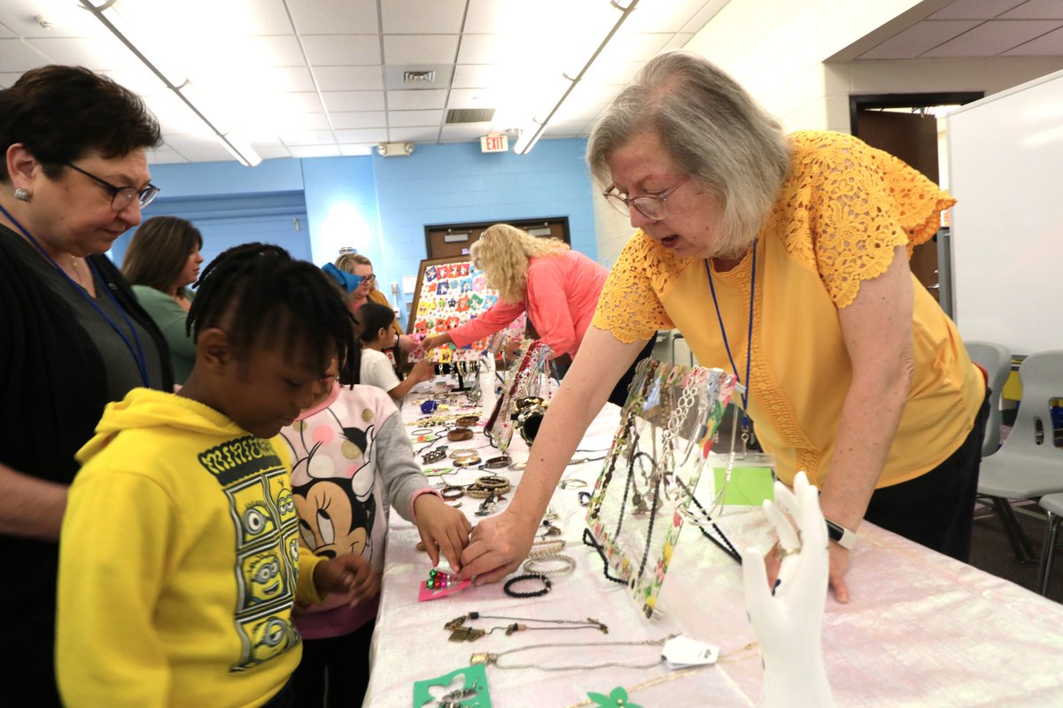 Joliet Schools 86 tweet media