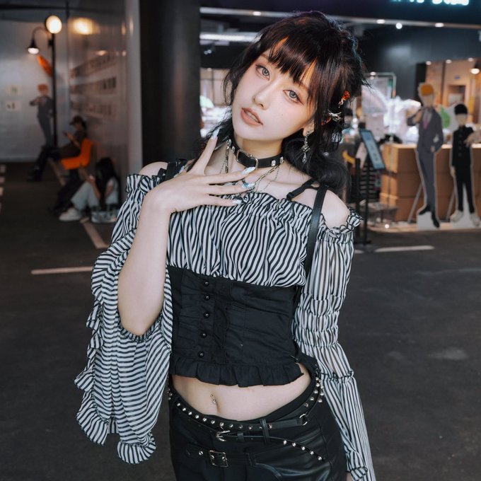 Twitterのコスプレ画像21