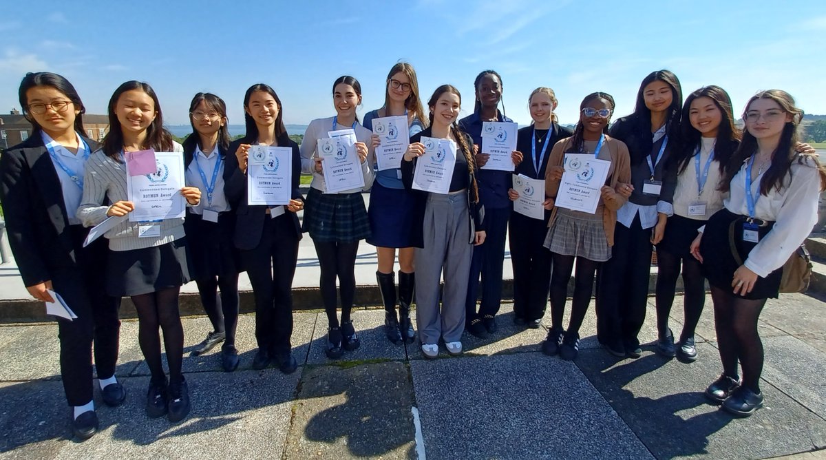 Looking back on our amazing experience at ROYMUN, held at @RHSSuffolk over the weekend! A huge shoutout to Sophie (Y12) and Michelle (Y9) for their remarkable achievements, securing high commendations! Congratulations to all of our girls 🎉👏
