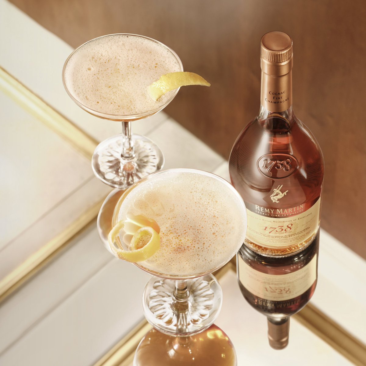 Raise the bar with a classic Rémy Sidecar for #WorldCocktailDay. Who are you sharing a sidecar with? Please drink responsibly. #Remy1738 #TeamUpForExcellence