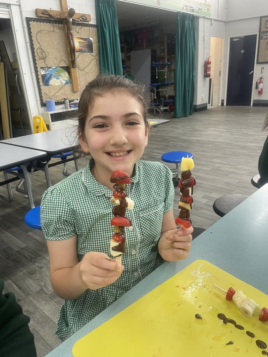 @st_patricks more yummy fruit kebab pics! Well done girls!