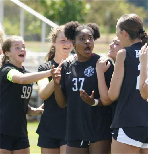 AHSAA Lee County Athlete of the Week presented by Scout Program Management - scoutpm.com Laila Simmons - Auburn High School Soccer Auburn High School junior defender Laila Simmons was perhaps the most surprised person in the Loretto P. Simmons Sports Complex at John