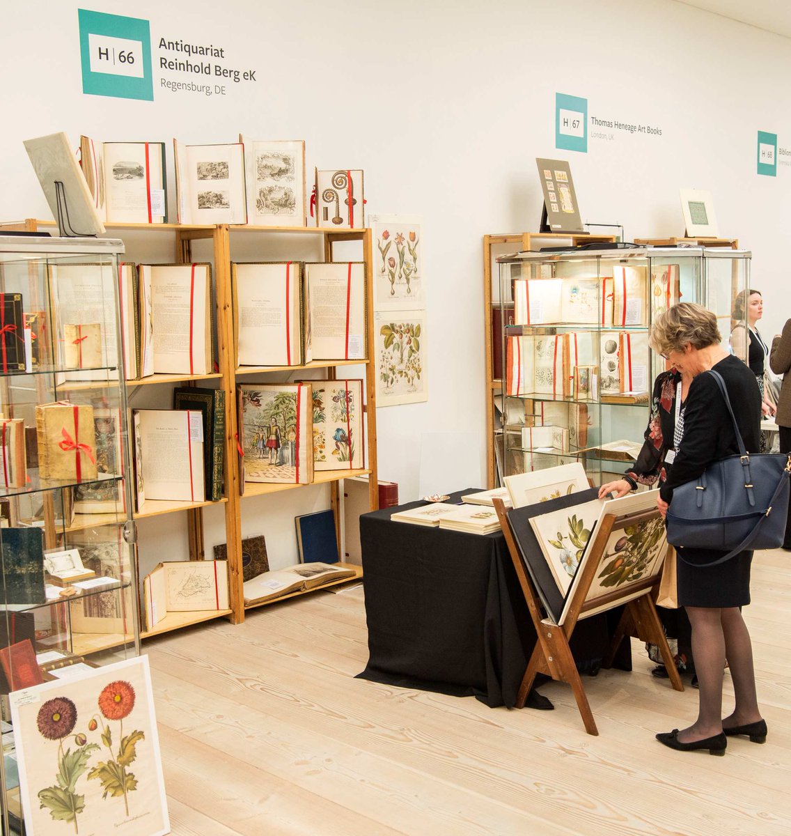 #TRADEFAIR: The Art of the Book: the theme of the next @FirstsLondon #RareBooks Fair, at #SaatchiGallery, #London, #UK from the 16th to 19th May 2024.

More info: tinyurl.com/4czrtxsn
#antiquarianbooks #firstedition #saatchigallery #firstslondon #botany