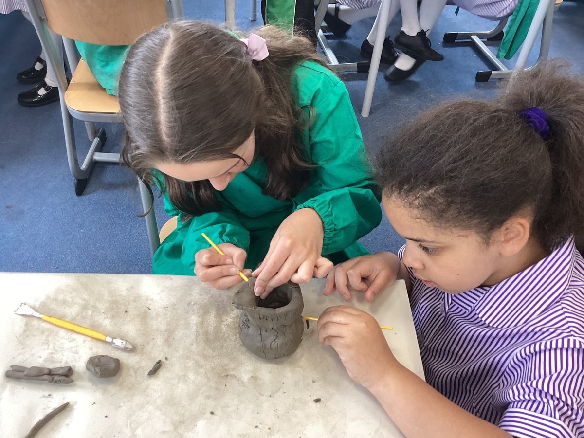Year 3 Design &amp; Technology lesson at the Prep. DT integrates elements of science, mathematics, engineering, and art, offering a multidisciplinary approach to learning. #stem #steam