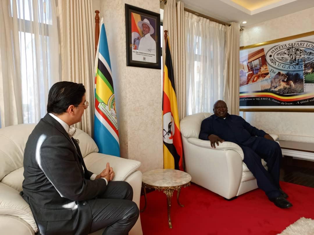 IntlCrimCourt's tweet photo. #ICC Registrar Osvaldo Zavala Giler met with the Minister of State for Foreign Affairs of #Uganda Hon. Okello Henry Oryem @okelloryem in Kampala.He underlined the importance of continued strong cooperation in the common fight against impunity for mass atrocities. #BuildingSupport https://t.co/RcxUcBGTsg