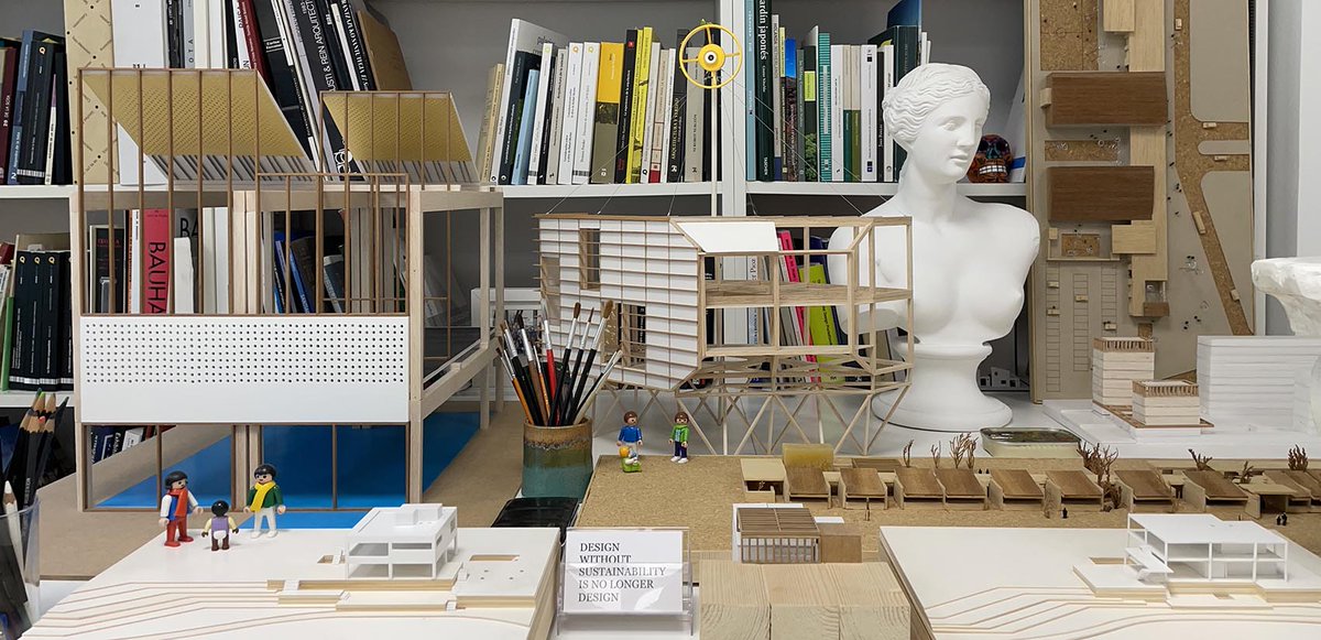 Hoy en el estudio hemos reunido algunas MAQUETAS