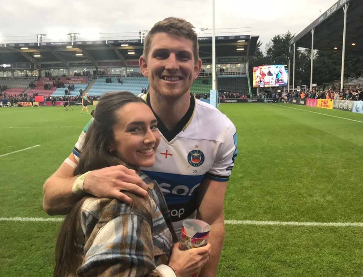 BathRugby's tweet photo. A pleasure to see Ruaridh's journey with Bath Rugby continue for another year, a valued member of Bath Rugby is here to stay 💙✍️

#OurJourney️ https://t.co/4s5qWVMm0D
