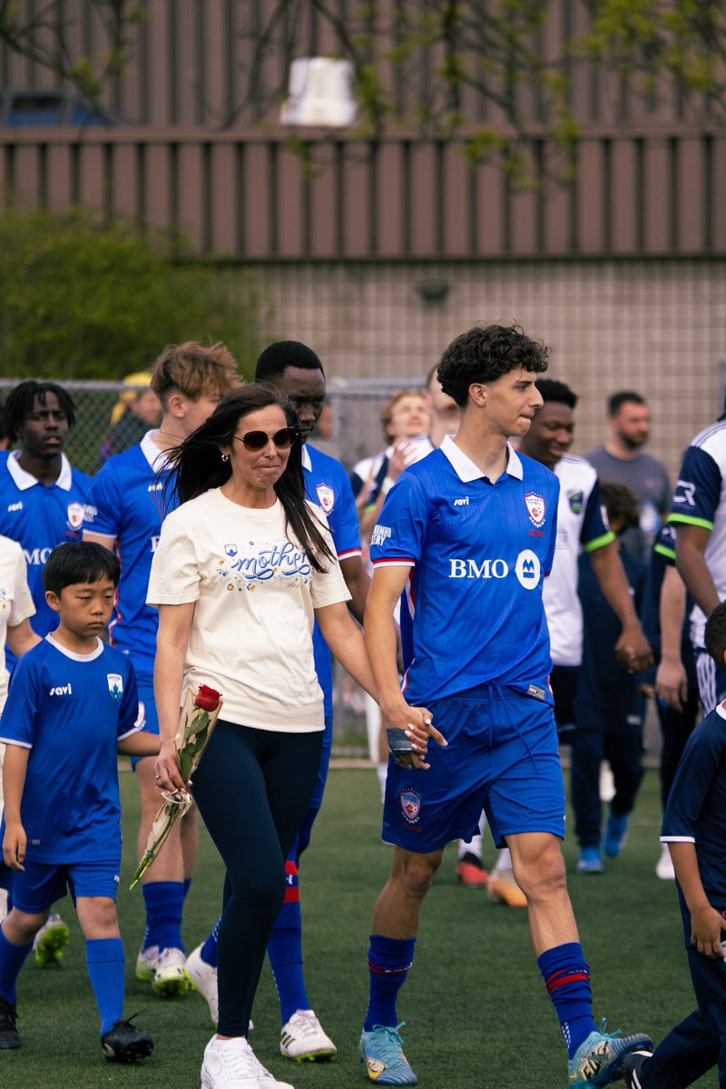 northyorka's tweet photo. Happy Mothers Day from all of us at NYA 💙🌹. 

Special thanks to @a_creatorsworld and @thediamondflorist1 for their support and making our walk out special. 

@mastersfa @league1ontario https://t.co/LRfhdl1pL0
