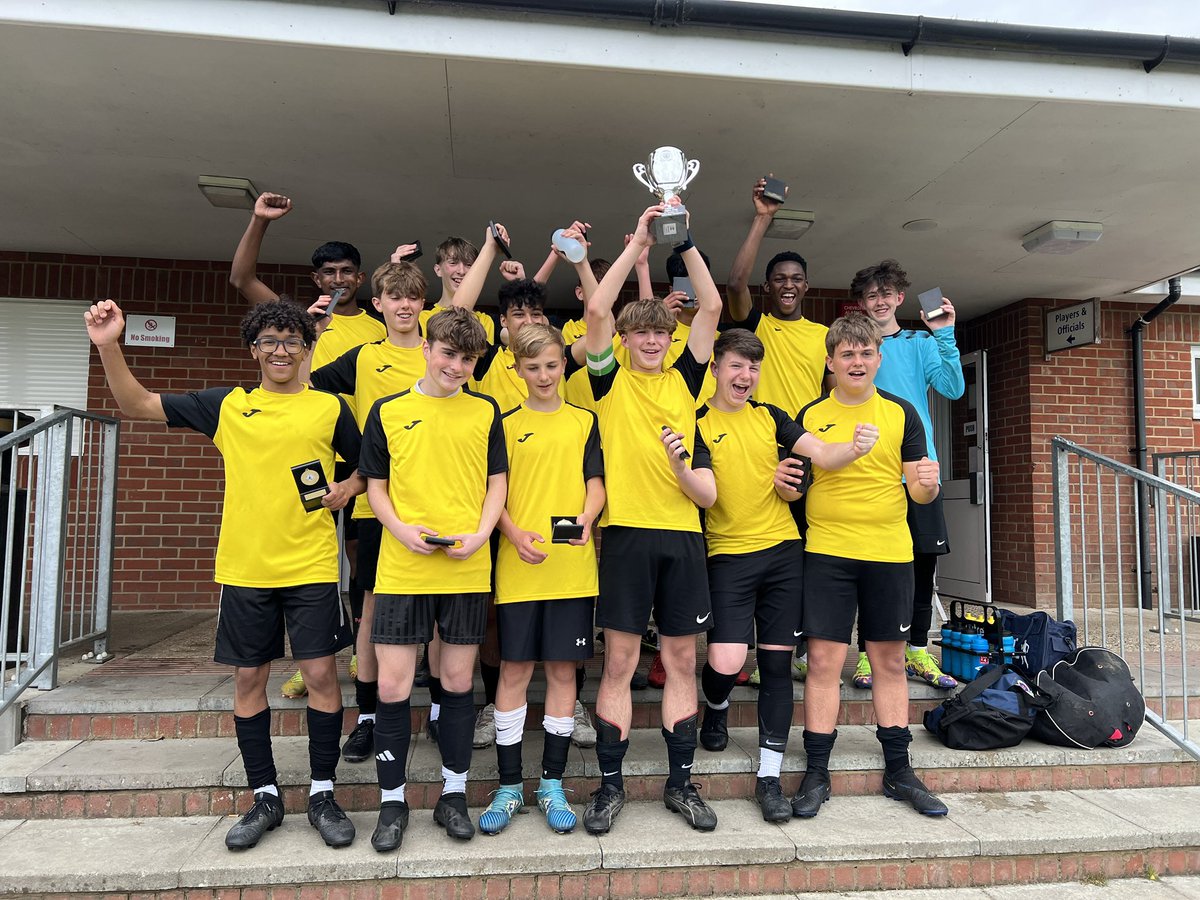 Richard Claypole tweet media