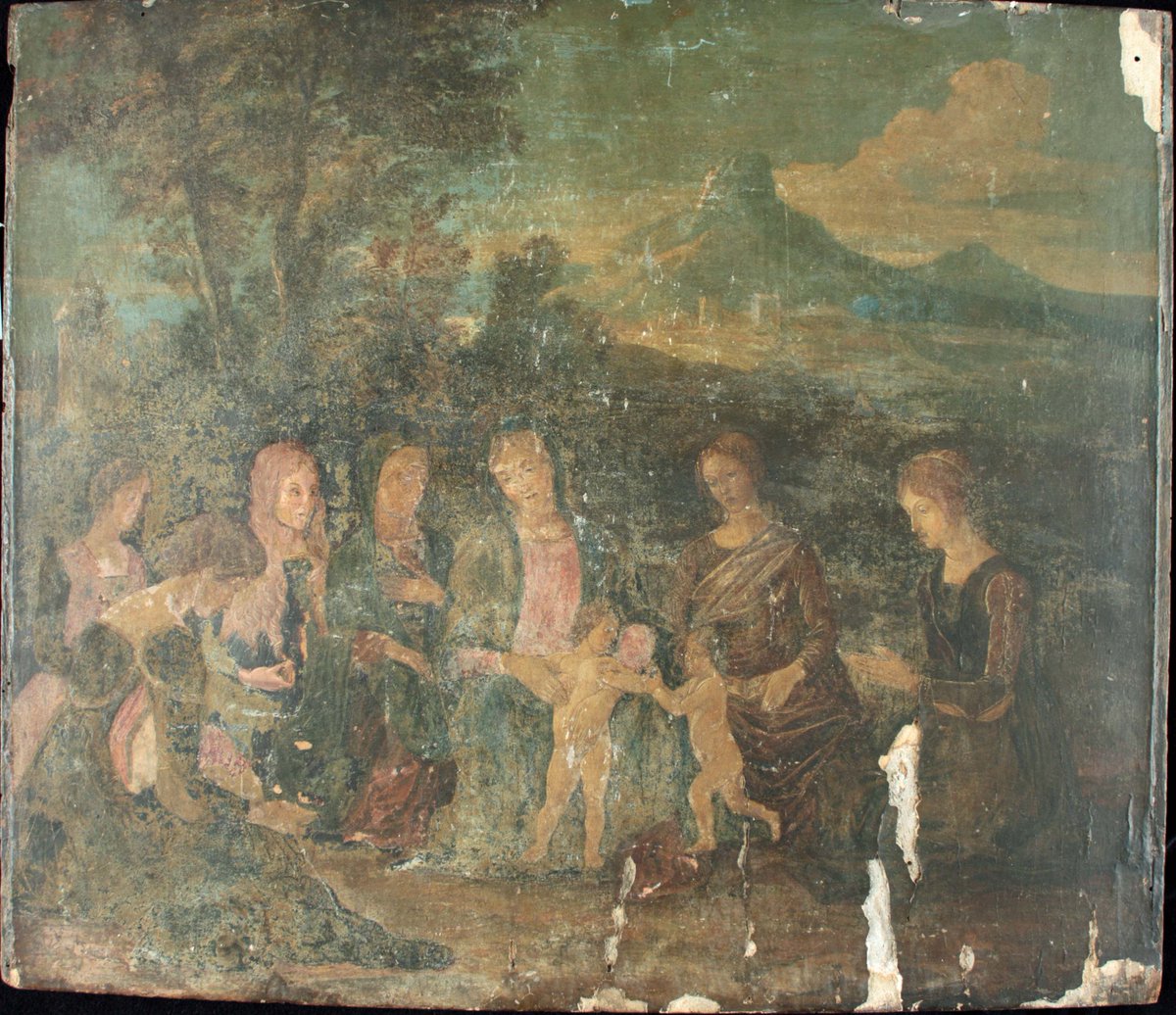 Mini 🧵 sobre una obra de Andrea Mantegna encontrada en los almacenes del Museo Corner de Venecia.
Aquí antes de ser restuarada.