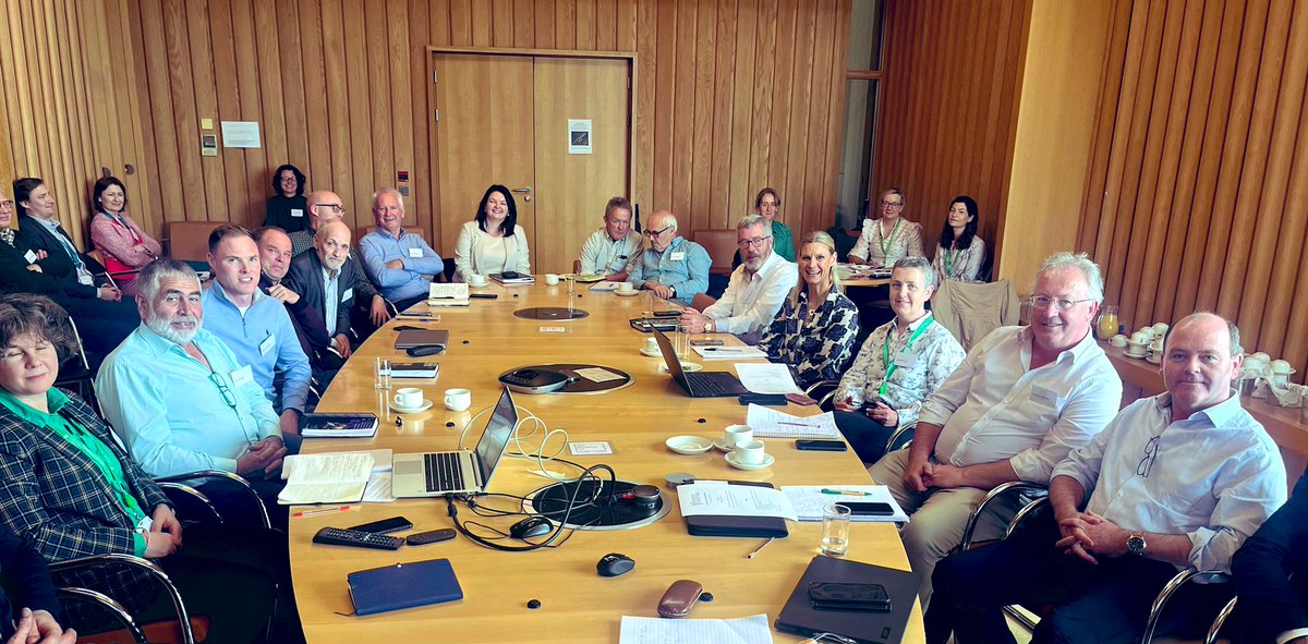 I co-chaired a very productive meeting of the Horticulture Industry Forum today. With updates on the National Horticulture Strategy, the Retail Charter and the Agri-Food regulator, as well as a number of items for me to take away and follow up on. #SupportingIrishGrowers