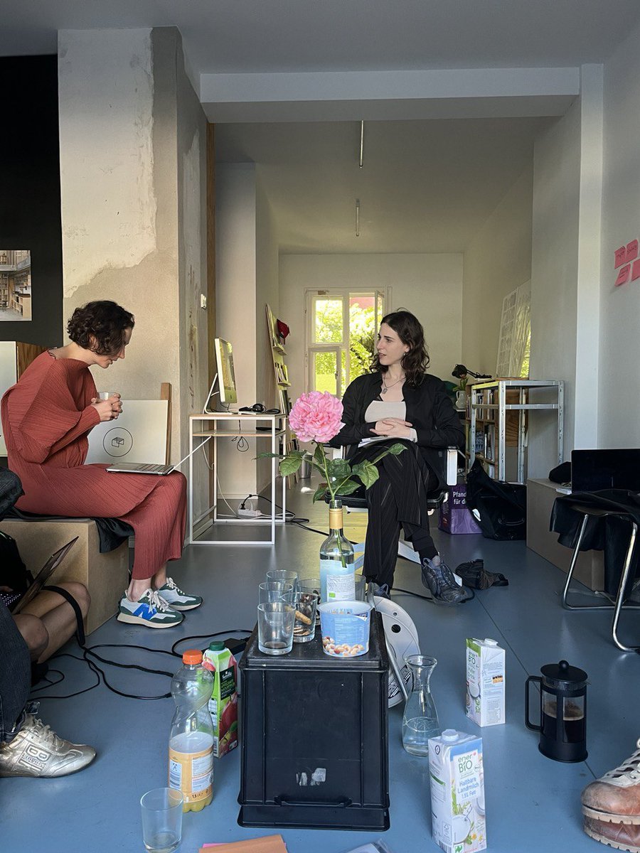 Zentrum für Netzkunst tweet media
