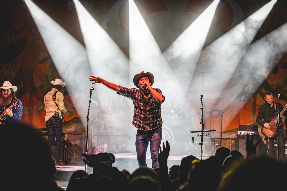 🎉 #HappyBirthday to the legendary <a href="/KetchSecor/">Ketch Secor</a> the founder of <a href="/crowmedicine/">Old Crow Medicine Show</a> 🎻 Let's celebrate this musical pioneer and wish him all the best on his special day. 

Catch them live at The Michigan Theater on Sept. 13th! 🎟️ ow.ly/vJa750REya7 

#OldCrowMedicineShow