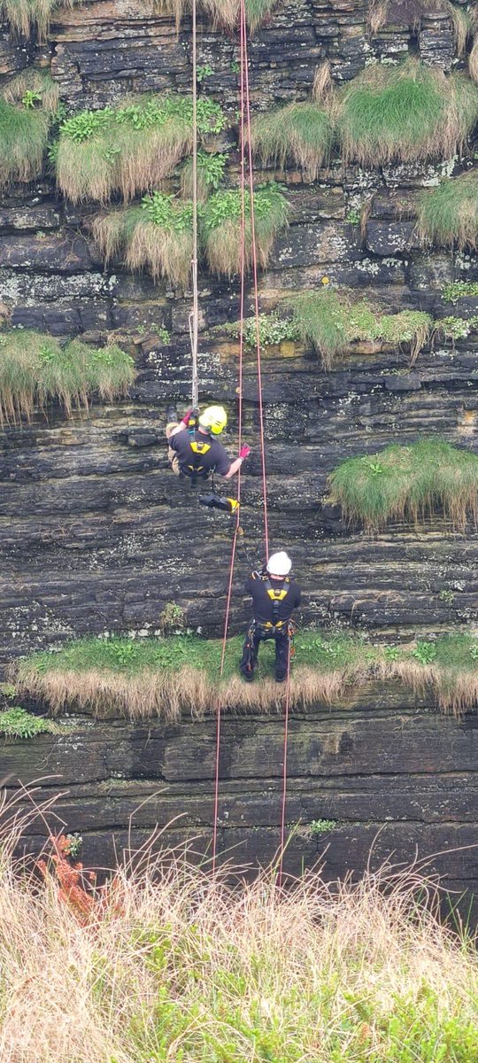 SFRS_Orkney's tweet photo. The sun shone on the crews again, as more local personnel added to their skills.....💪🌞💪🌞 #intheirelement.... https://t.co/9Zr322avve