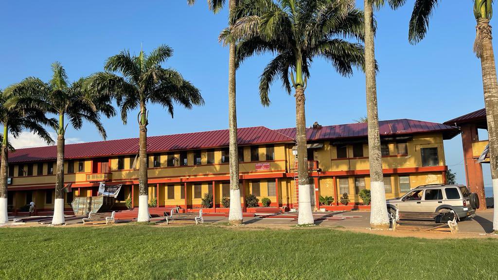 GSTSTakoradi's tweet photo. a short stroll through campus https://t.co/fRgdHiKHhk