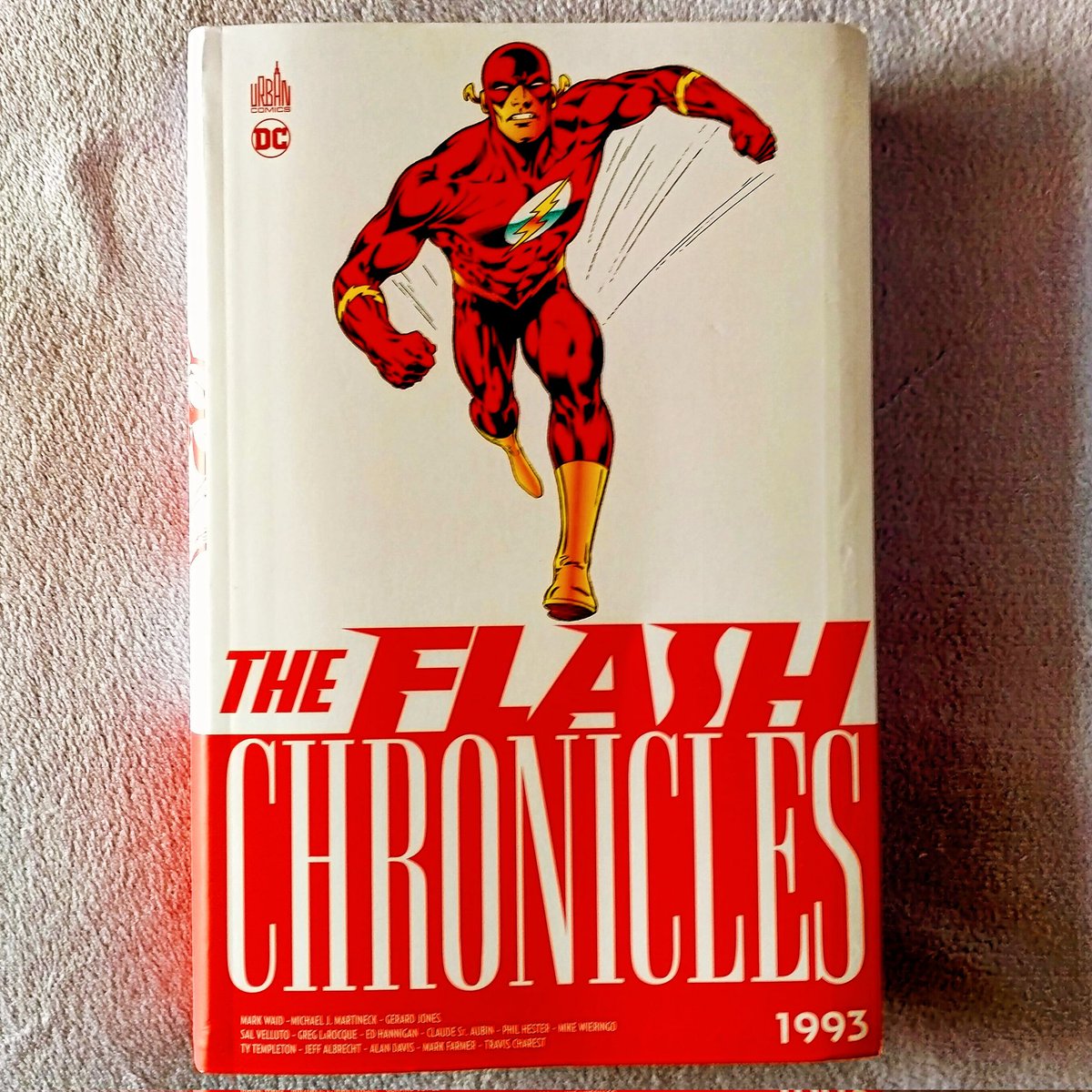 #TheFlash Chronicles 1993, c'est le vrai faux retour de Barry Allen, avec #MarkWaid. Vidéo ! Chez @UrbanComics  youtu.be/RbnmbkfXriE?si…

#dc #dccomics #comics #bd #livre