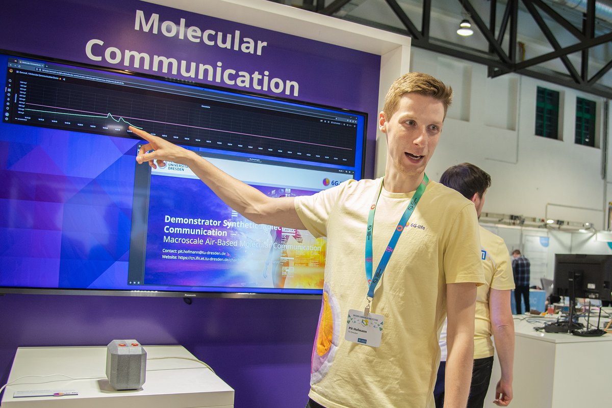 6G-life (@6glife) on Twitter photo The IEEE Summit #Dresden 2024 is an incredible opportunity to explore the cutting edge of connectivity! The 6G-life hub booth is an exciting glimpse into the future of #technology. ⚡️
👉5gsummit.org/dresden/
<a href="/tudresden_de/">TU Dresden</a> <a href="/TU_Muenchen/">TU München</a> @BMBF_Bund <a href="/5g_lab/">5G Lab Germany</a> The IEEE Summit #Dresden 2024 is an incredible opportunity to explore the cutting edge of connectivity! The 6G-life hub booth is an exciting glimpse into the future of #technology. ⚡️
👉5gsummit.org/dresden/
<a href="/tudresden_de/">TU Dresden</a> <a href="/TU_Muenchen/">TU München</a> @BMBF_Bund <a href="/5g_lab/">5G Lab Germany</a>