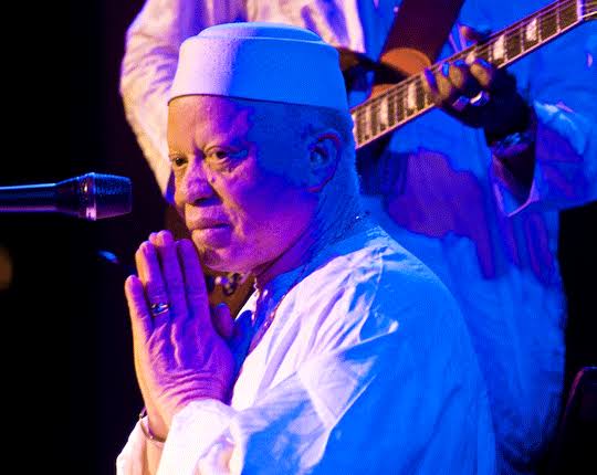 #NP Africa - @SalifKeita on #SmoothDrive981 with @Ayokunmi_k x @JoyUrueye Listen Live: smoothlive.smooth981.fm:8000/smoothlivefm128 ❤💙🤍 #Smooth981 #LoveMusic #LoveLife #SmoothFmLagos