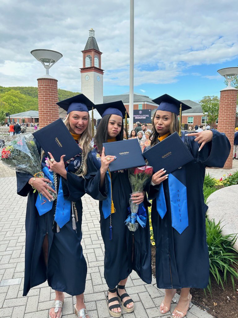 QU_WVB's tweet image. HUGE congratulations are in order for our 3 graduates! 🎉🎓 We are SO proud of you and all you’ve accomplished thus far!! 🥹 

#ClawsOut #BobcatNation #2024graduate #graduation