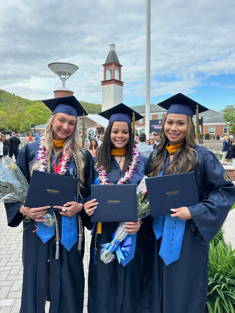 QU_WVB's tweet image. HUGE congratulations are in order for our 3 graduates! 🎉🎓 We are SO proud of you and all you’ve accomplished thus far!! 🥹 

#ClawsOut #BobcatNation #2024graduate #graduation