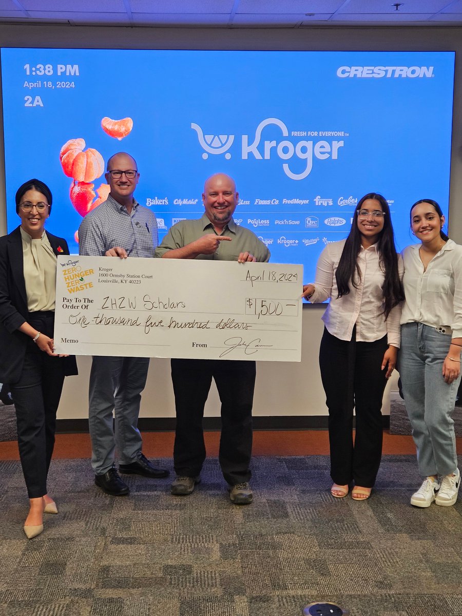 Shoutout to @Kroger for their dedication to education and sustainability! Hats off to our Kroger Scholars who teamed up with @LaCasitaCenter to empower the Latinx community with crucial knowledge on food waste, composting, and healthy eating. give.louisville.edu/krogerscholars