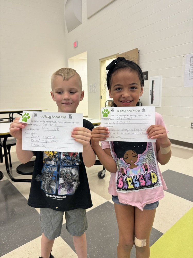 batavia_elem's tweet photo. #BulldogShoutOut #GoodNewsCallOfTheDay https://t.co/2rg6LgFrmq