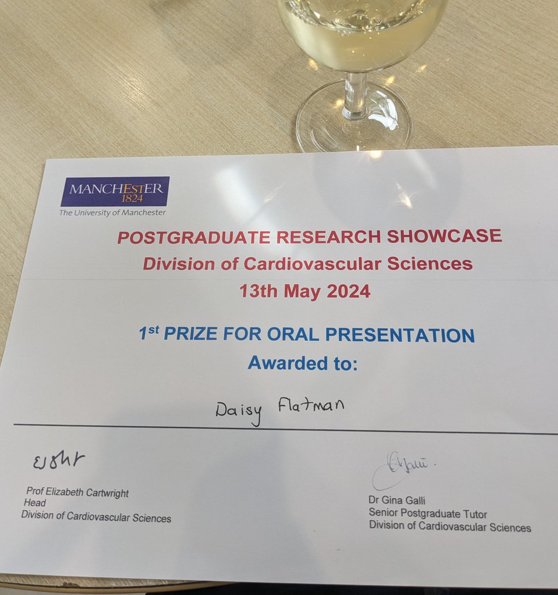 I had a great time at the @DCVS_UoM showcase today. I am really chuffed to have been awarded first prize for my talk! 🐟