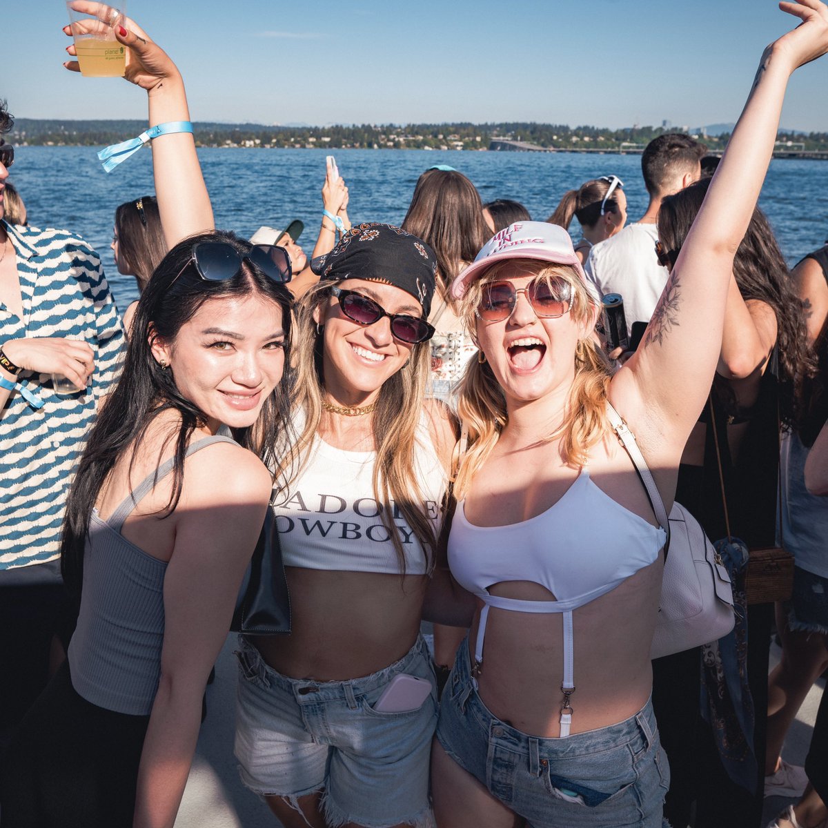 WhiteRabbitGrp's tweet photo. 🔊🌊@ShipWrekDJ is now ON SALE, and we’re ready to get back @onthehiyu with them for a daytime party special on 7/27!

🎟️🐰 🎟️🐰 Tickets are limited and will go FAST, lock yours in while you can! 
https://t.co/LaQ918bHrQ https://t.co/xVJxyklCxV