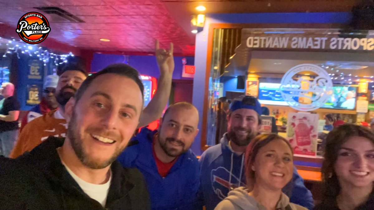PortersPlace716's tweet photo. Join the fun at Porter's Place β your go-to spot for good vibes and great times! π»
#PortersPlaceSportsBar #BuffNY #GoodTimes https://t.co/w6ztr5VG4X