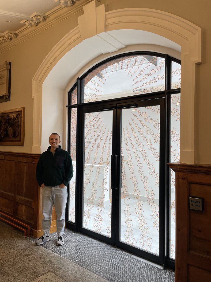 We were delighted to welcome Maciej Urbanek today. We commissioned Maciej to create something wonderful for our new door and we love the results! Huge thanks to him and to  @Art_xianity who recommended him to us.
