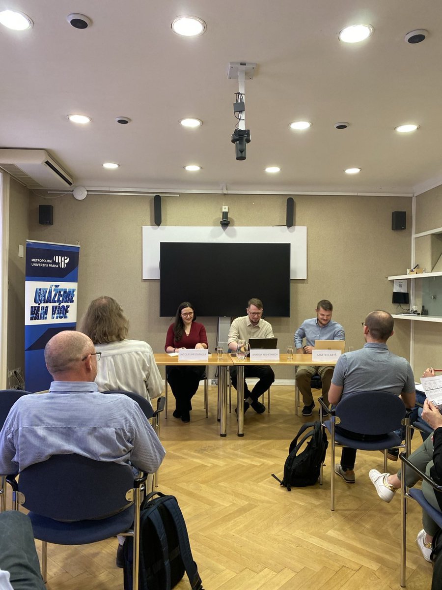 IIR_Prague's tweet photo. 🇷🇺 “There is nothing in between: either #Russia is supposed to be great or nothing,” comments @AVReshetnikov on the launch of his book “Chasing Greatness”.
The publication serves as a thought-provoking exploration of Russia’s enduring quest for greatness and its evolving role in global politics. 📒
Today’s event and subsequent discussion was organised in cooperation with the @univerzitaMUP.