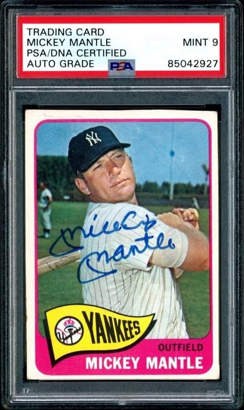 iconsportsUS's tweet photo. Show 'em if you've got 'em! Mickey Mantle Monday. Let's see some cool Mickey Mantle cards or Mantle Signed cards/Memorabilia
2 of mine: Signed 1965 Topps, 1964 Topps Giants, PSA/DNA
.
#mickeymantle #1965topps #1964topps #vintagecards
@CardsStory @cardpurchaser @DanTradesCards https://t.co/FCMmJj1kRZ
