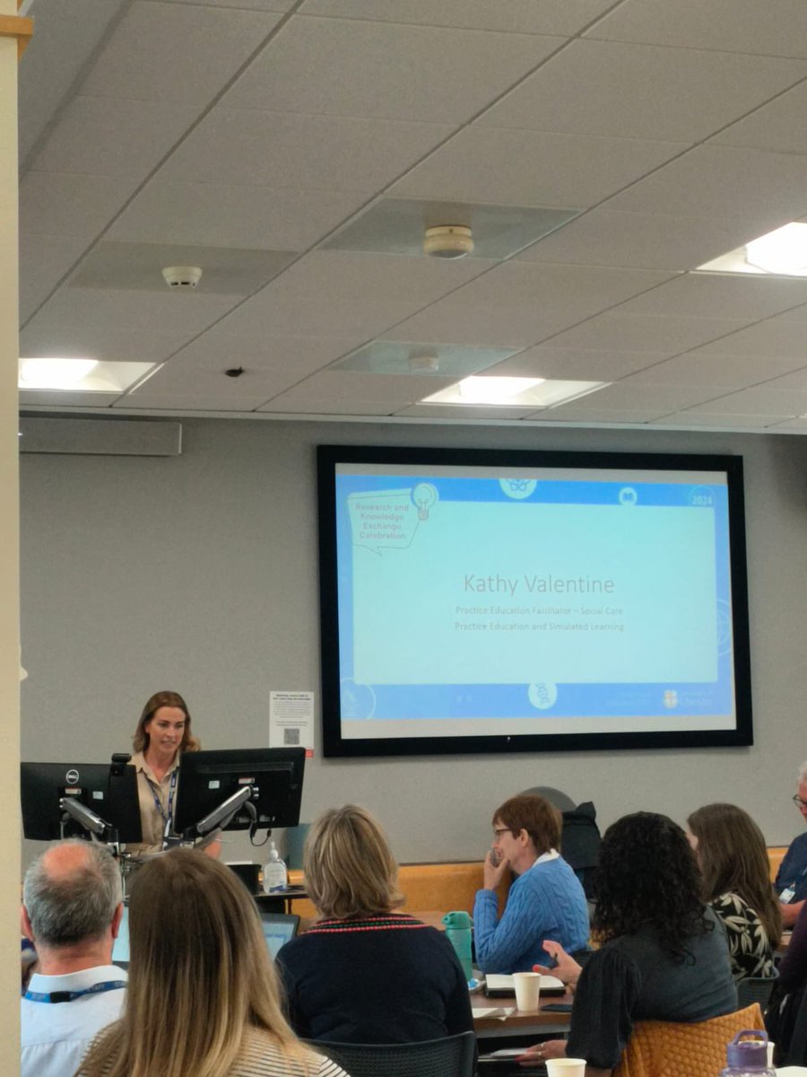 joedge74's tweet photo. Great experience for the team, rapid fire presentations showcasing knowledge exchange successes! Well done all 🙌🏻🙌🏻🙌🏻@CM_OSCA @cpeppivonw @uocfhms https://t.co/qZSCXtH1FD
