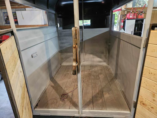 AlluviumCellars's tweet photo. We're midway through the process of converting our vintage horse trailer into a mobile bar that can provide a customized wine tasting experience at your next event! The highlight of this week was getting the trailer primed and ready for a shiny black coat of paint. https://t.co/sqqiomZkUx