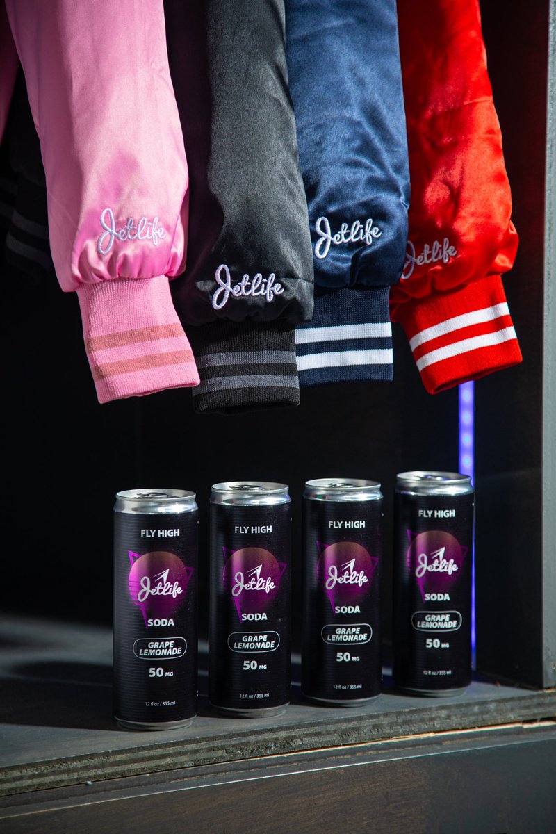 LOOK FLY AND SOAR HIGH with @jetlifeapparel x @crescent_canna. ✈️ 📸: Katherine Kimball #treatyourself #selfcare #goodvibes #plantsheal #jetlife #jetlife✈️ #spittaandretti #spitta #currensy #munchies #grape #infused