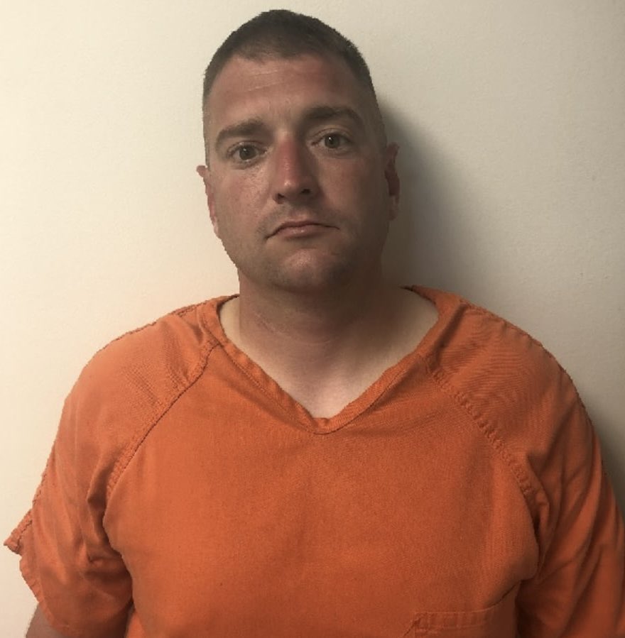 antifaoperative's tweet photo. Brian L. Robinson, 35, former Sikeston Department of Public Safety officer, pled guilty to statutory rape, statutory sodomy & child molestation & has been sentenced to 20 years in prison.
https://t.co/CxVARFDPR8 https://t.co/41PLon7Ovf