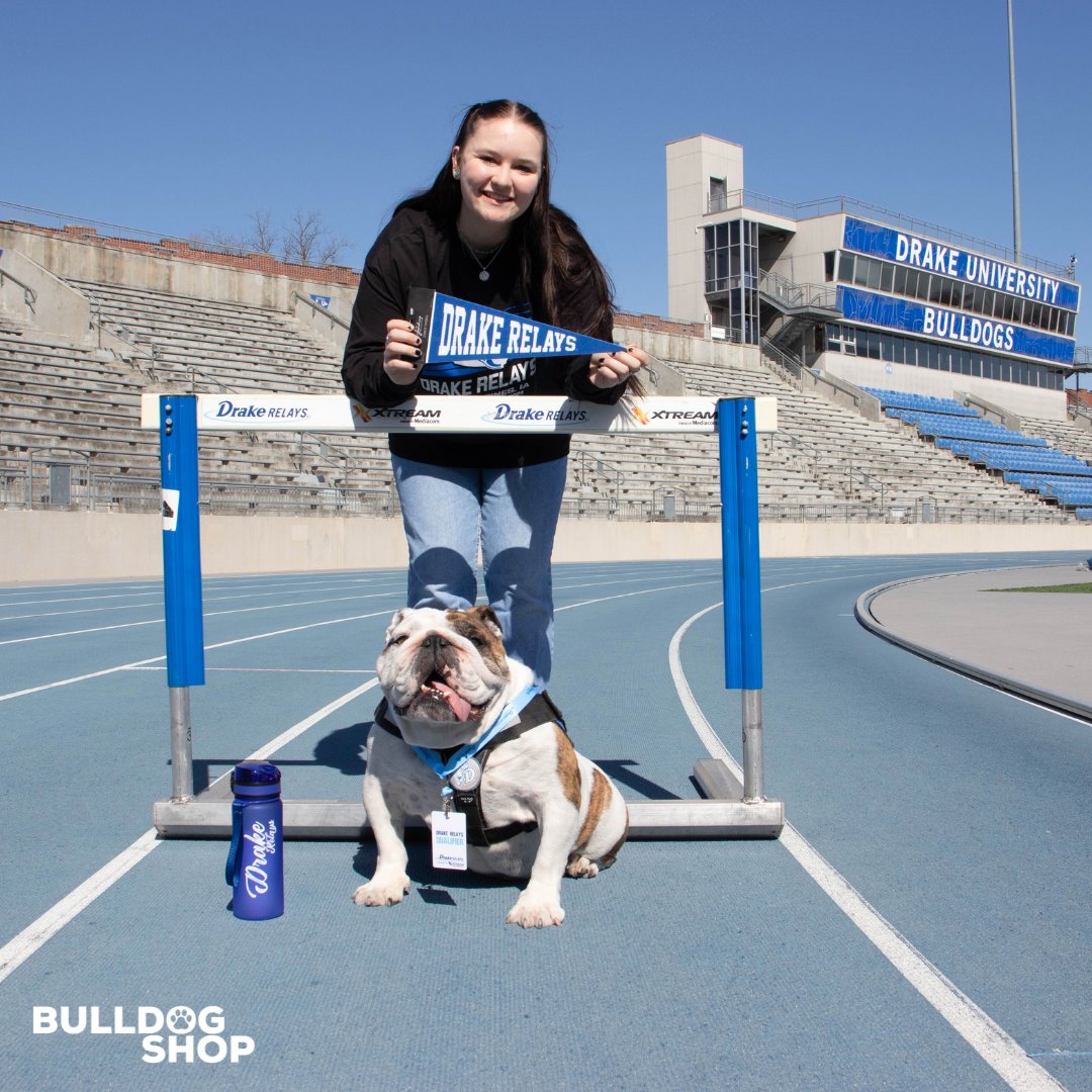 Missed the #DrakeRelays or want to get more gear? 🏃‍♂️🏃‍♀️Shop exclusive merch online at Bulldog Shop now! Get your favorite designs delivered to your door & represent the Relays wherever you go! ➡ bit.ly/4bnw1dg #DrakeBulldogShop #ShopDrakeRelays #BlueOvalAttitude