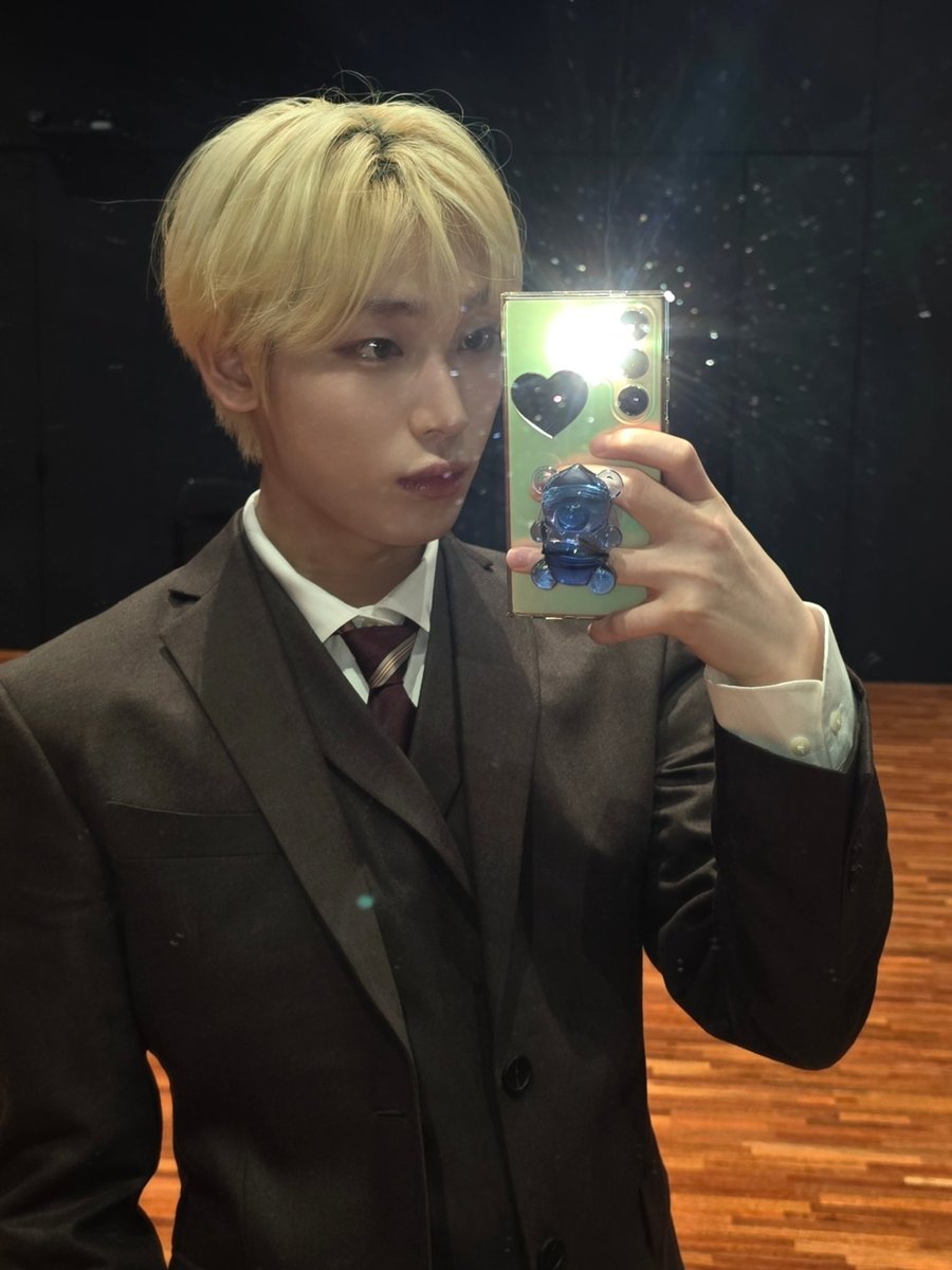 enhypenweverse's tweet photo. (2/2)

@ENHYPEN_members @ENHYPEN #ENHYPEN #엔하이픈 #SUNOO #선우 https://t.co/vO2BXn7TPA