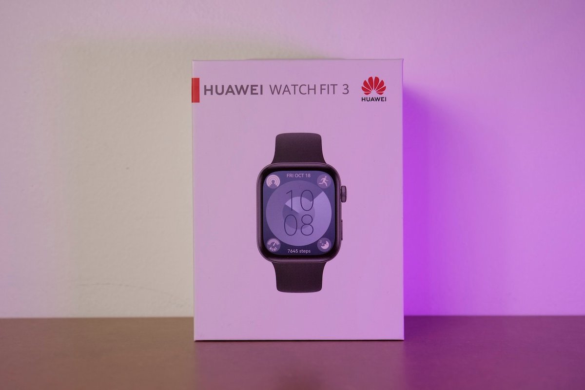Test Huawei Watch Fit 3, très très inspiré et pourtant... ➡️ journaldugeek.com/test/test-huaw…