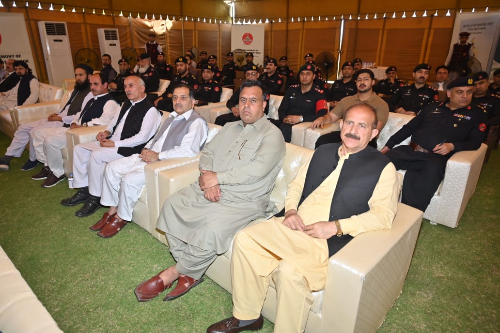_iMAKsays's tweet photo. Fort Balahisar Hosts Grand Launch of Book on Frontier Corps KPK! A momentous occasion unfolded within the storied walls of the Balahisar Fort, #Peshawar, as a distinguished gathering convened for the launch of a seminal book chronicling the rich history of the FCKP. #FCKP https://t.co/KVUHhHRfUN