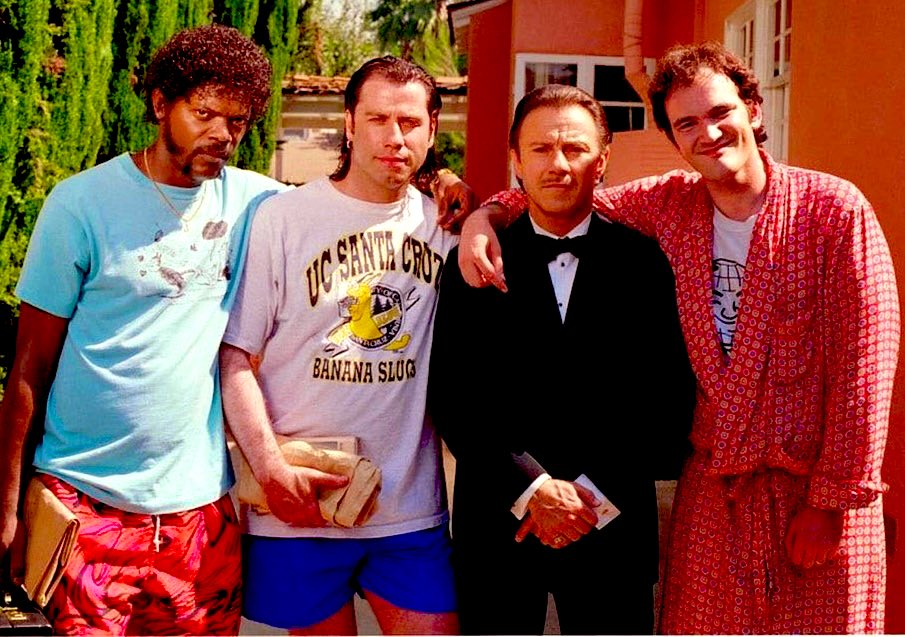 Samuel L. Jackson, John Travolta, Harvey Keitel and Quentin Tarantino on the set of Pulp Fiction, 1993