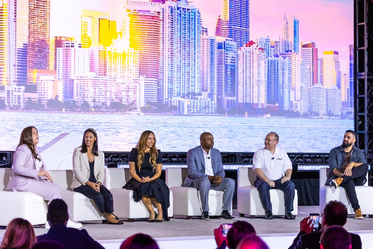 Explore highlights from the Miami Tech Talent Coalition’s presence at @eMergeAmericas last month! See how the community is working together to grow the talent pipeline in #MiamiTech 🔥 ➡️ Swipe to see the full recap! Want to help grow Miami’s tech talent pipeline? Join the