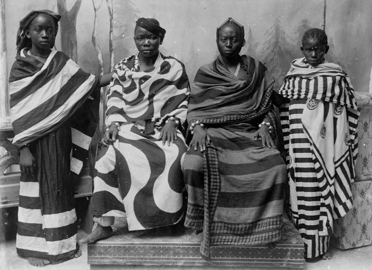 Des femmes Swahilis de Zanzibar, une photographie de 1893.